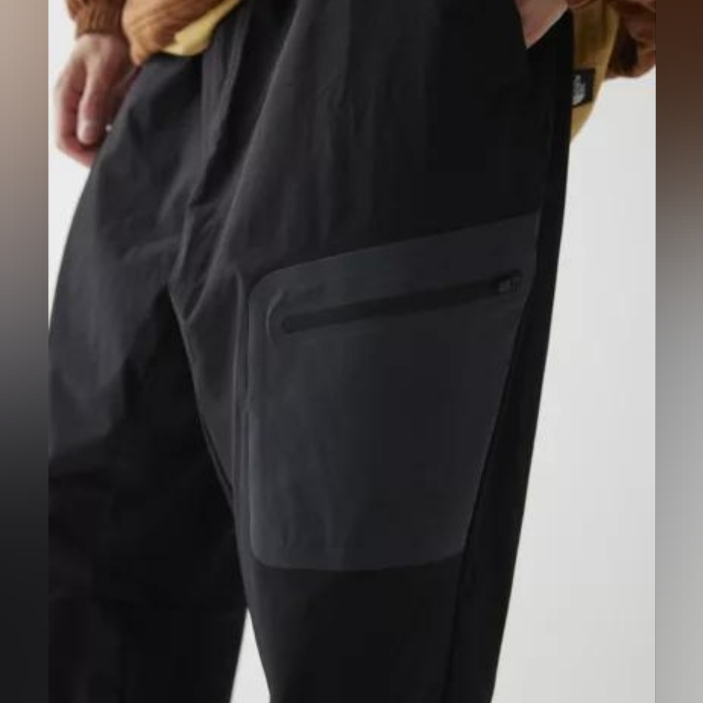 The North Face Men's Lightstride Stretch Tech Pant - Picture 10 of 10